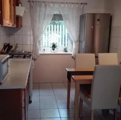 - Balaton 18118 Holiday home Balatonbereny