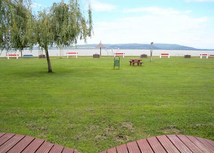 - Balaton 18118 Holiday home Balatonbereny